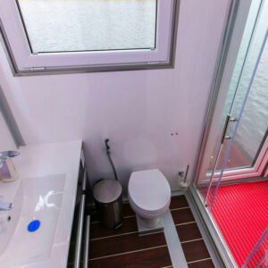 NS42-bathroom